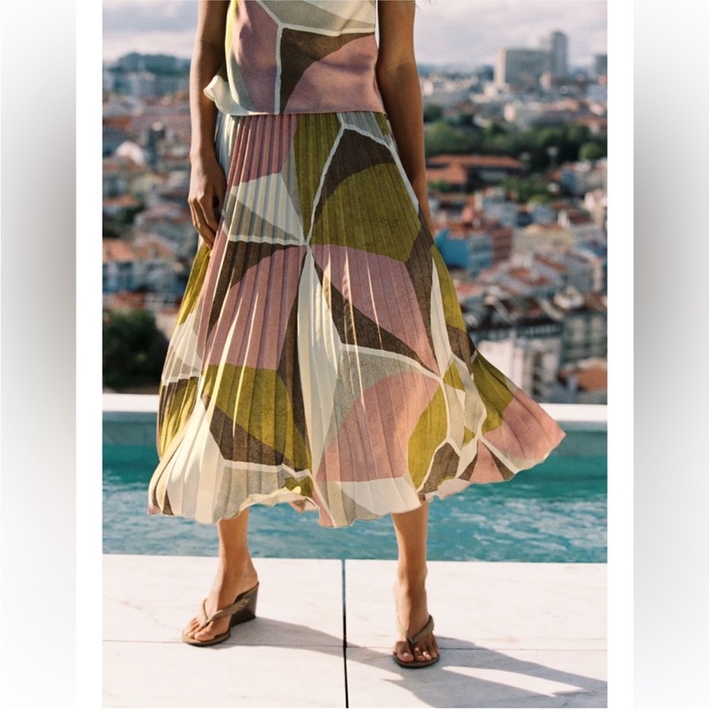 Zara Colorful Geometric Print Skirt